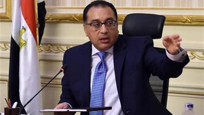 مدبولى يكلف بإجراء عملية عمود فقري لإنقاذ طفل بني سويف