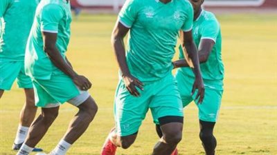 اضحك مع  كورونا.. طرائف وغرائب نجوم الدوري مع ”المسحة”