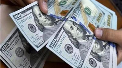 استقرار أسعار الدولار بالتعاملات المسائية اليوم الأحد