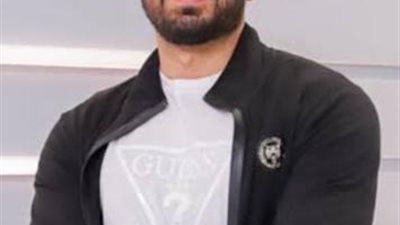 إسلام جمال يستعد لتصوير مشاهده في فيلم ”السرب”