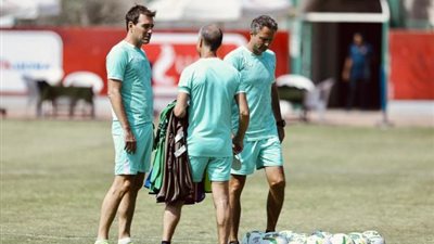 فايلر يصحح الأخطاء في مران الأهلي