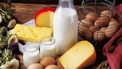 خلى بالك.. الإفراط في الكالسيوم له مخاطر كثيرة