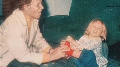 شيرين رضا توجه رسالة شكر لمن واساها في وفاة والدها صانع البهجة محمود رضا