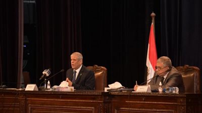 بالصور ..تفاصيل محاضرة مخاطر الحرب النفسية وكيفية مواجهتها بجامعة القاهرة