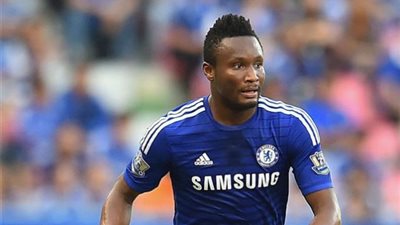 تحدث عن محمد صلاح و رحب باللعب في مصر.. انفراد عالمي.. الموجز يحاور الأسطورة النيجيرية جون أوبي ميكيل