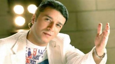 مصطفى كامل يطرح أغنيته الجديدة ”إتعلمت من الليالى”