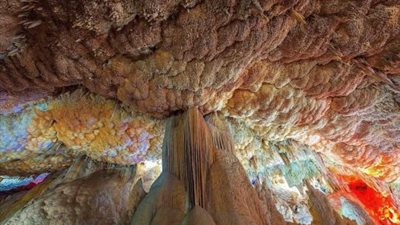 بالصور .. مالا تعرفه عن ”وادي سنور” أقدم كهوف العالم