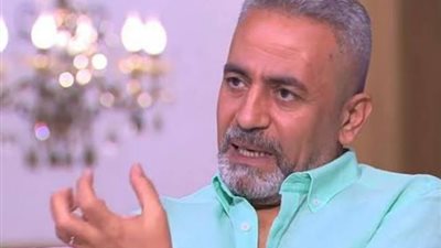 صبرى فواز يجسد شخصية الرئيس المعزول فى ”الاختيار 3”