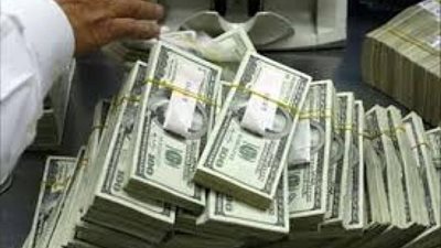 إنحناء الدولار الأمريكى أمام العملات الرئيسية