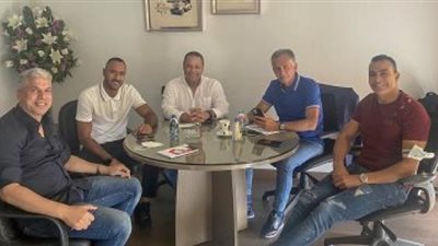 تفاصيل أول اجتماع لكيروش مع معاونيه لمناقشة ترتيبات المعسكر المقبل