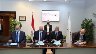 وزيرة البيئة تشهد توقيع إتفاقية بحضور محافظى القاهرة والجيزة والقليوبية