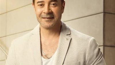 أحيا فرح تحت تهديد السلاح.. مدحت صالح يروى موقف صعب تعرض له