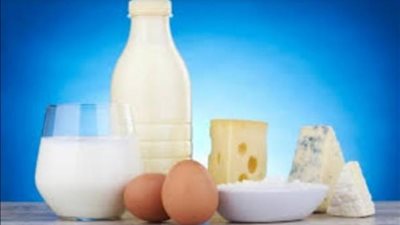 هل يمكن الإصابة بفيروس كورونا من علب اللبن الجاهزة؟