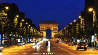 تفاصيل القبض على روسي أطلق النار في الشانزليزيه