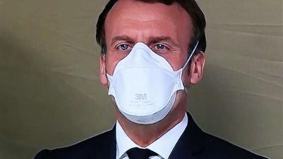 فرنسا تُلزم المواطنين بارتداء الكمامات الطبية فى المناطق العامة