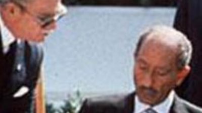 قلم كامب ديفيد هدية للرئيس .. حكايات وأسرار يرويها اللواء دكتور سامى نوفل