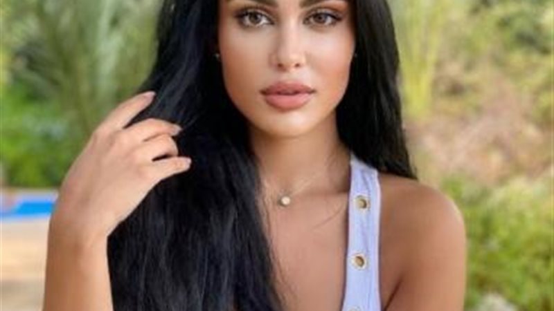 شيرين أبو العز