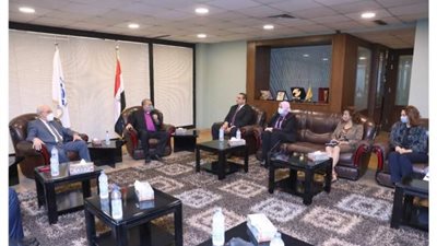 بالصور.. كواليس لقاء رئيس الطائفة الإنجيلية بوفد تنسيقية شباب الأحزاب والسياسيين