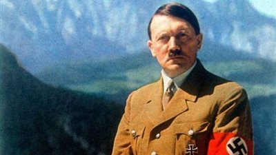 تعرف على اللغز الذي حير قادة العالم.. هل هرب هتلر من برلين؟