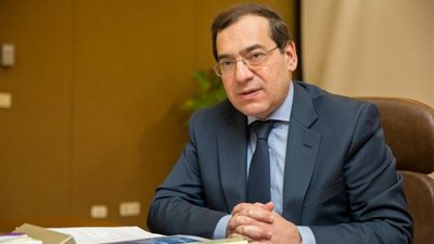 وزير البترول يكشف تفاصيل تنفيذ خطة الدولة لتحويل السيارات للغاز الطبيعي