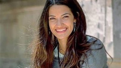 تارا عماد تواصل تصوير مسلسل ”بيت المعادي”