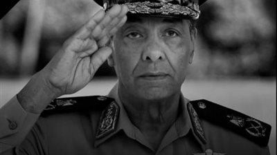 حصن الأمان .. مصطفى قمر ينعى المشير طنطاوى