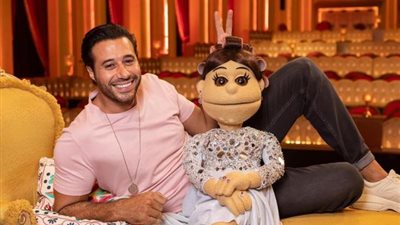 أحمد السعدنى ضيف ”أبلة فاهيتا” ويعلق:  أم لسان طويل