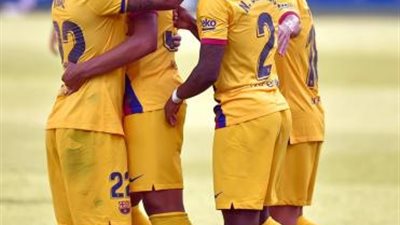 برشلونة ينهى الليجا الاسبانية بخماسية فى الافيس