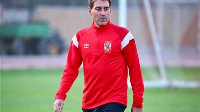 سر انفراد فايلر بسيد عبد الحفيظ في الغرفة المغلقة