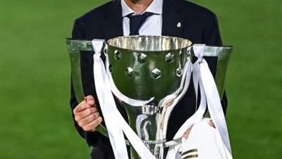 زيزو قاهر الكبار  .. 5 انتصارات مع ريال مدريد تعطي لزيدان لقب ”مستر تكتيك”