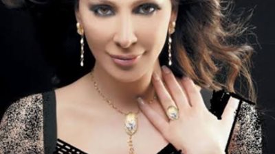 عاجل .. إليسا تفسخ عقدها مع روتانا بعد حذف البوستر الفاضح