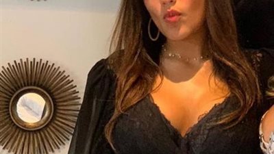 جنا نجلة عمرو دياب تشعل مواقع التواصل الاجتماعى بإطلالة جريئة لها