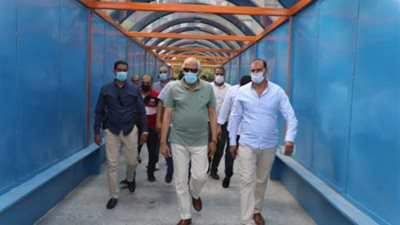 صور.. محافظ الجيزة يصدر توجيهات مشددة بشأن كباري المشاه في هذه المناطق