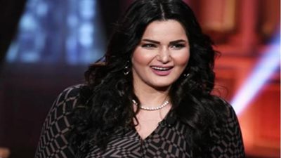 عاجل ..سما المصرى تعلن توبتها ..وتعتذر عن فيديو ”البيسين ”