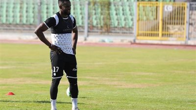 النيجيري أوستين أموتو يُجري جراحة الزائدة الدودية