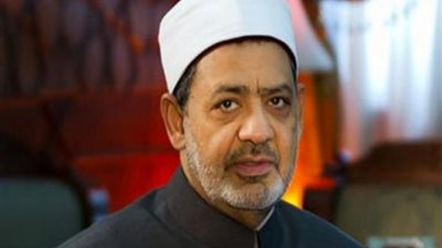 شيخ الأزهر يطمئن على صحة أمير دولة الكويت