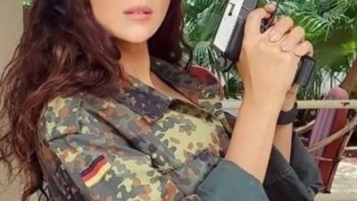 مى عمر تجذب أنظار جمهورها بالزى العسكرى عبر ”انستجرام”