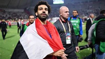نعم يا فتي ..محمد صلاح  يداعب  كوكا بعد ” الإنجاز الكبير ”