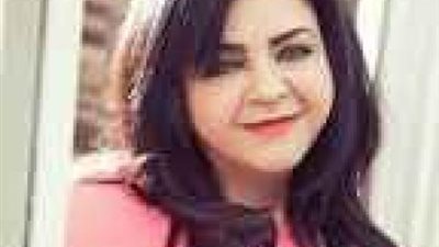 حنان ماضي تتغلب على أحزانها بعد وفاة والدها وتطرح أغنية”رمانك حداق ”