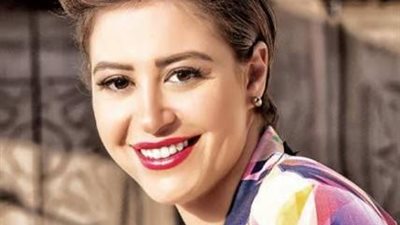 أول تعليق من منة شلبى بعد ترشيحها لجائزة”إيمى العالمية”