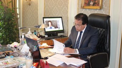 وزير التعليم العالي يعلن فتح باب التقدم لمنح مشروعات بحوث في مجالات الصحة والزراعة والصناعة