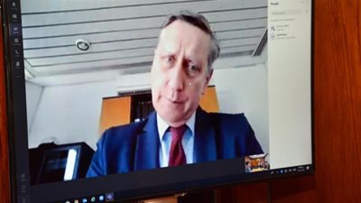 السفير الألمانى بمصر : هناك توجها إيجابياً لدى دوائر الاعمال الألمانية للعمل بالسوق المصري