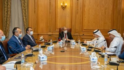 وزير الدولة للإنتاج الحربى يلتقى مجلس الإمارات للشركات الدفاعية