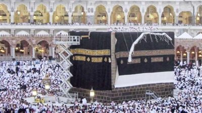 الأمير خالد الفيصل يُسلم كسوة الكعبة المشرفة غداً