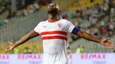 شيكابالا يهنئ لاعب بيراميدز بعيد ميلاده