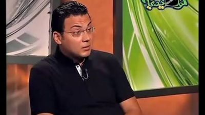 الموت يفجع الفنان عمرو رمزى