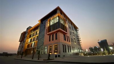 أشرف منصور : الجامعة الألمانية الدولية مركز إشعاع لنشر العلوم في مصر وأفريقيا