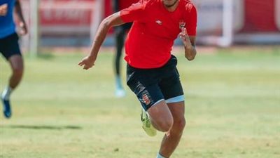بيراميدز يستمر في محاولات خطف نجم الأهلي