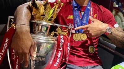 رسالة نجم الريدز لأطفال العالم .. تعرف عليها