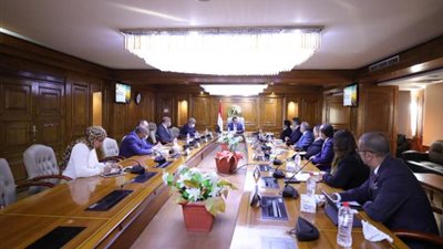 عبد الغفار يعقد اجتماعًا مع ممثلي أكاديمية Deutche Bahns الألمانية ومؤسسة السويدي وهيئة السكك الحديدية .. اعرف السبب